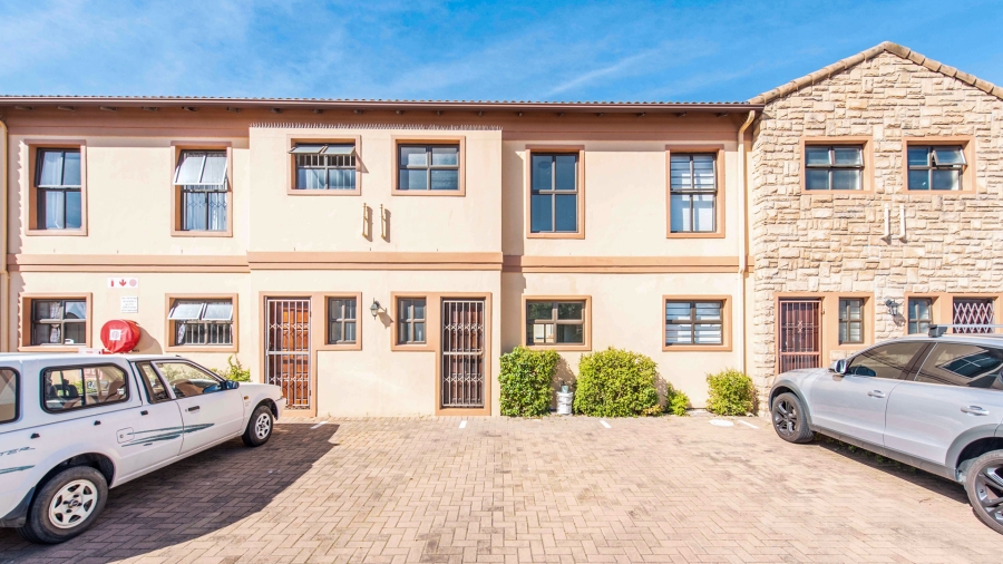 2 Bedroom Property for Sale in Parklands Western Cape